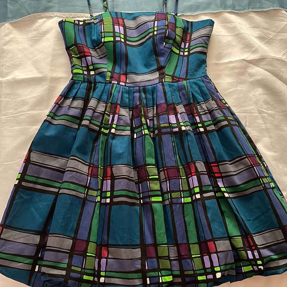 Mini dress - Picture 2 of 3